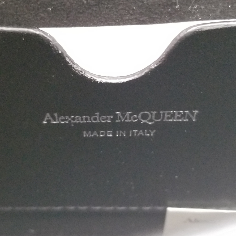 Alexander McQueen Skull Leather Stud Embellished Chain Crossbody Black - Picture 9 of 12